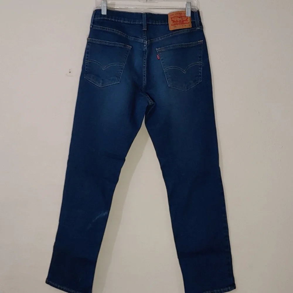 Levi's Men's Size 31W and 32L 541 Straight Leg Denim Jeans